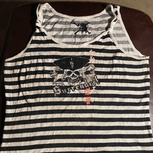 Pirates of the Caribbean- Disney Shirt Size large:wrinkled but will wash justask